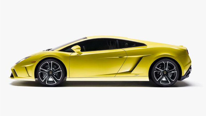 Illustration for article titled 2013 Lamborghini Gallardo LP-560-4: An Old Bull With A Fugly New Face